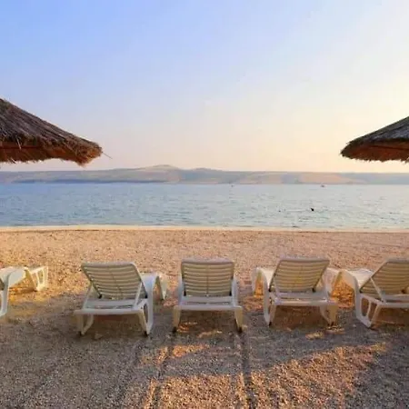 Royal Choice With Pool