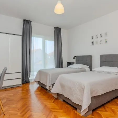 Appartement Royal Choice With Pool Zadar