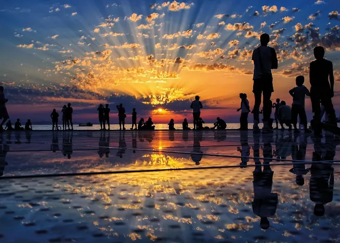 Royal Choice With Pool