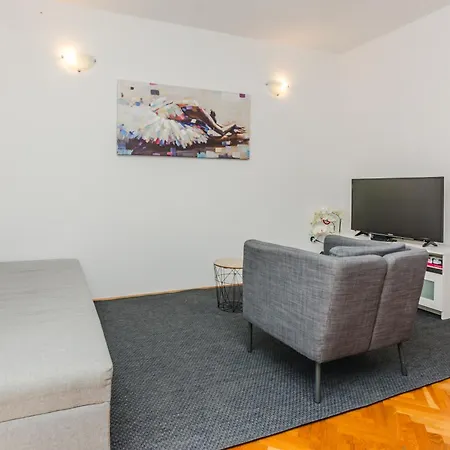 Royal Choice With Pool Apartamento *