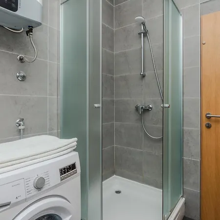 Apartment Royal Choice With Pool Zadar