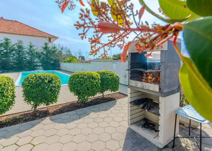 Royal Choice With Pool Appartement