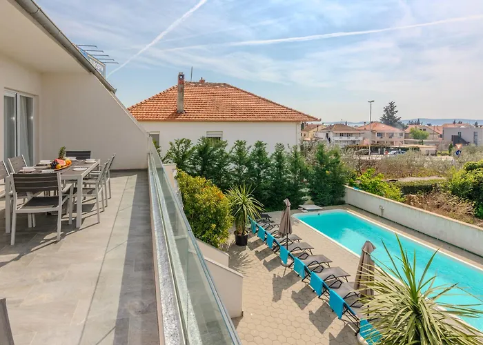 Royal Choice With Pool Appartement Zadar